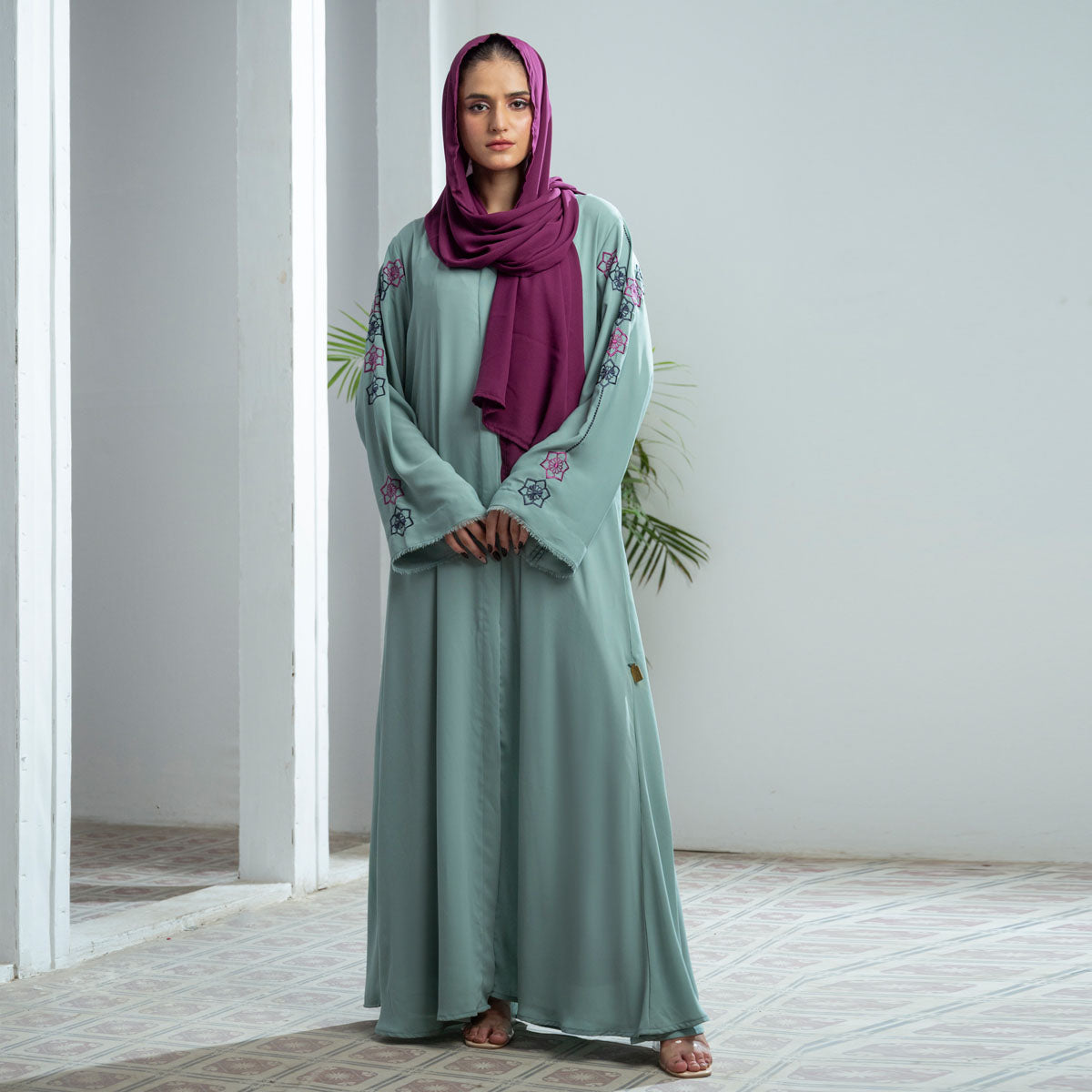 Layla Abaya
