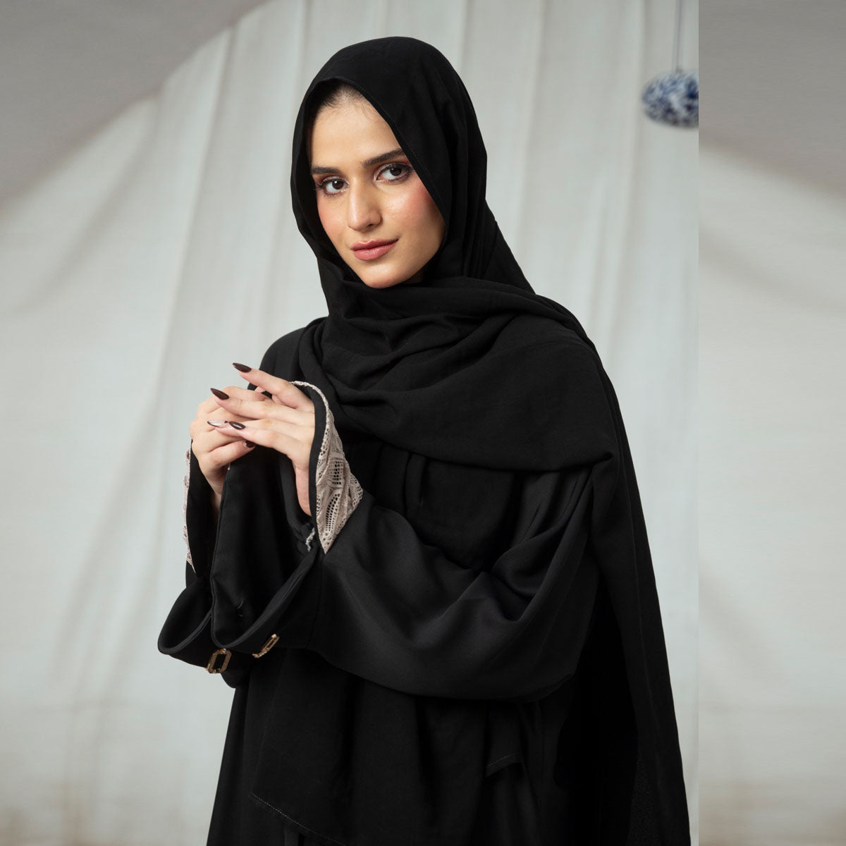 Zarwa Abaya