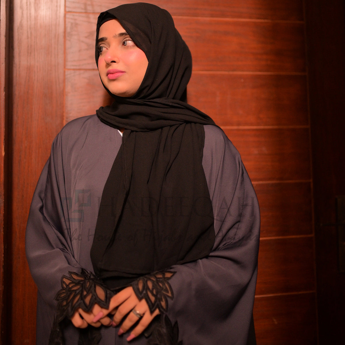 Lotus Cape Abaya