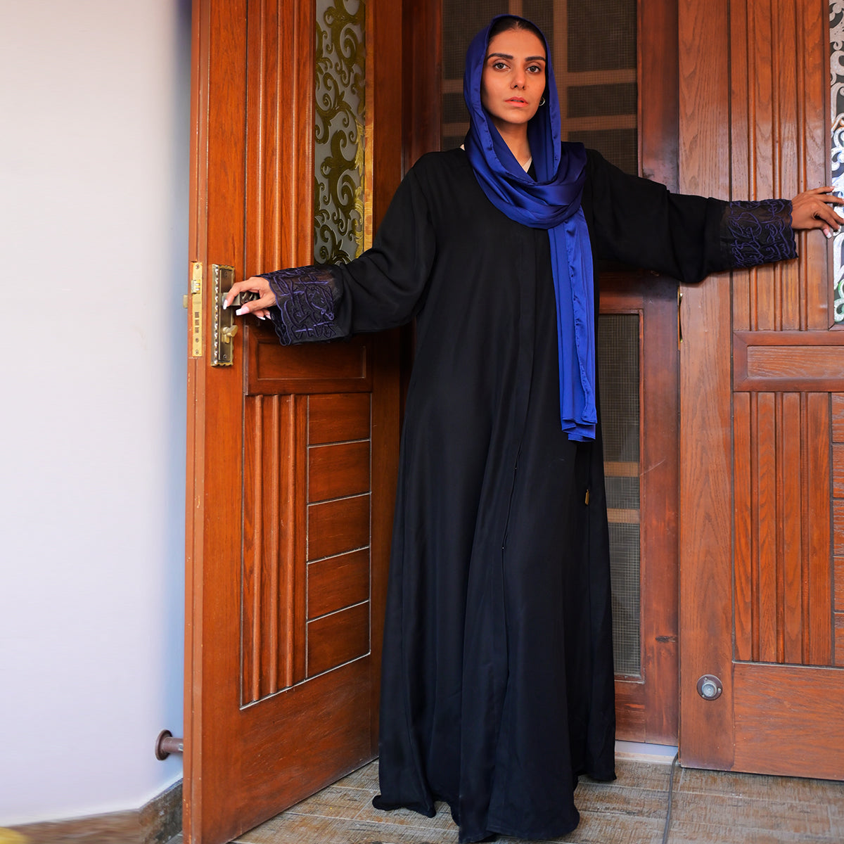 Rumi Abaya