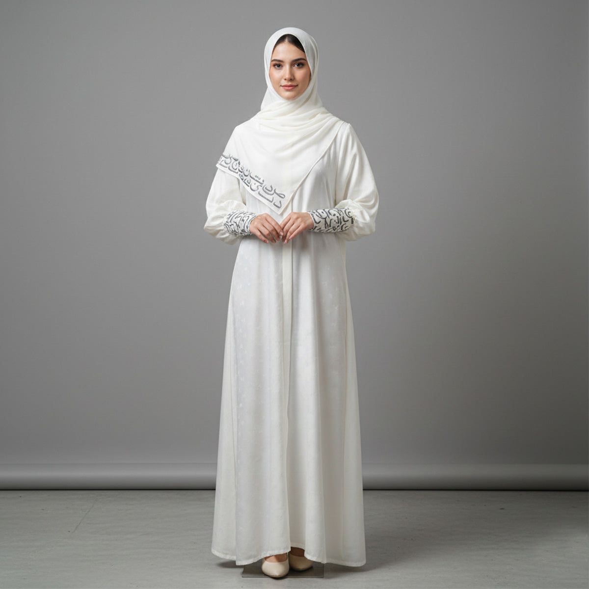 Arabic Abaya Pleated White