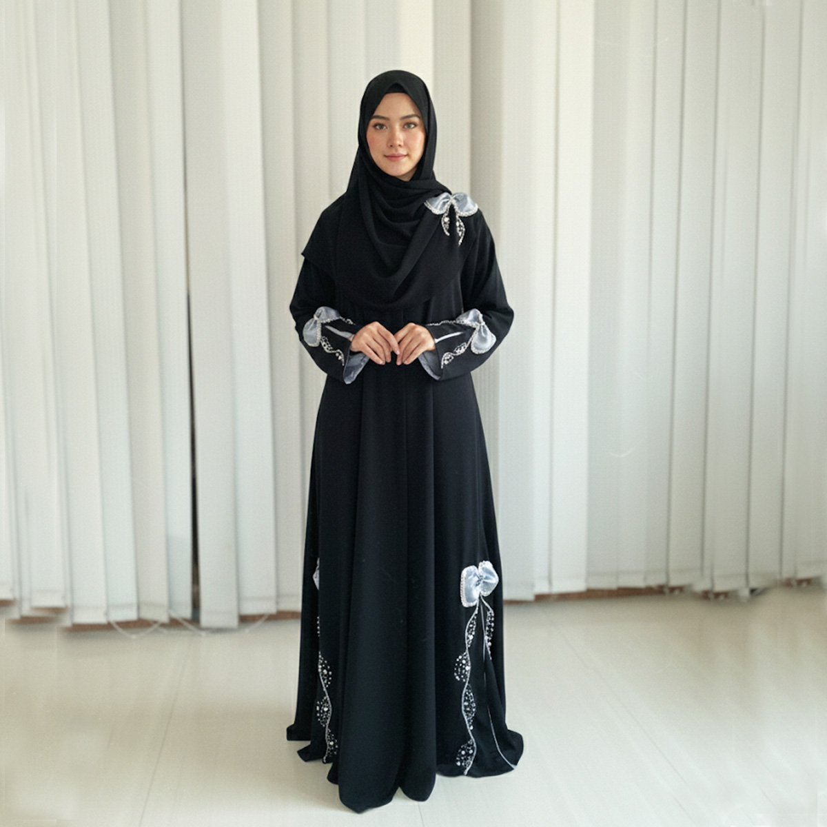 Bow Abaya